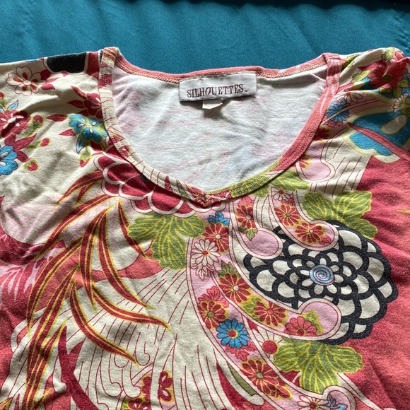 SILHOUETTES 
•Size:1X - Picture 6 of 10